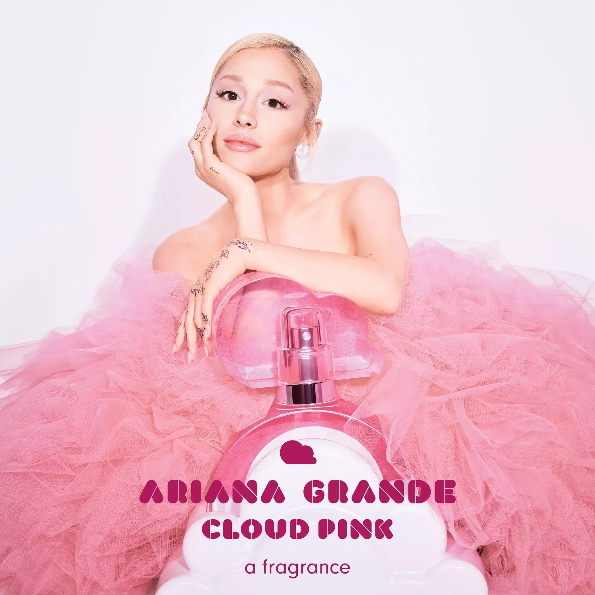 Ulta alt | Asset 2614010_alt03 | UPC 810101507151 | Ariana Grande Cloud Pink EDP (W) / 3 Pc SP 100 ml; SG 100 ml; Body Soufflé 100 ml
