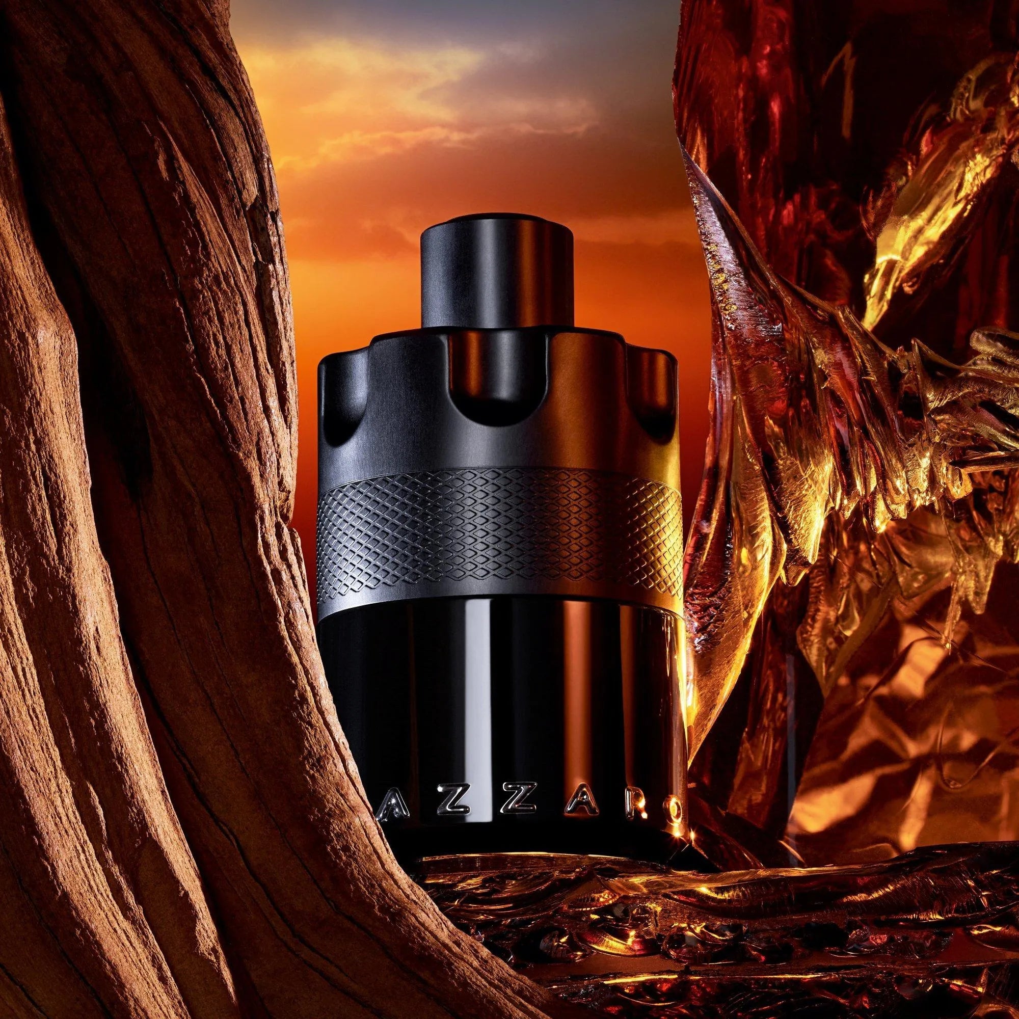 Estuche Azzaro The Most Wanted EDP Intense (M) / 3 Pc SP 100 ml; SG 75 ml; Mini SP 10 ml - 5 - Privé Perfumes Honduras