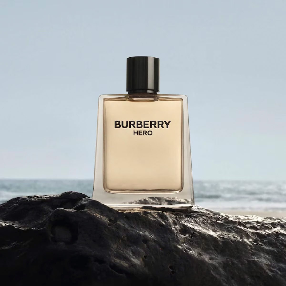 Estuche Burberry Hero EDT (M) / 3 Pc SP 100 ml; SG 75 ml; SP 10 ml - 5 - Privé Perfumes Honduras
