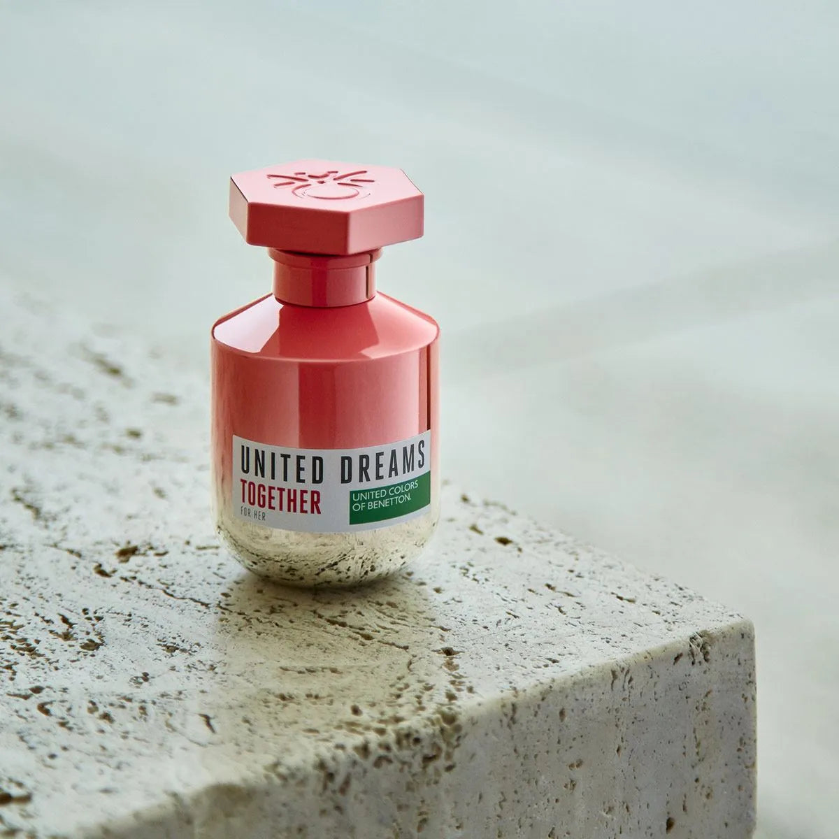 Estuche United Colors of Benetton Together For Her EDT (W) / 2 Pc SP 80 ml; DEO 150 ml - 6 - Privé Perfumes Honduras