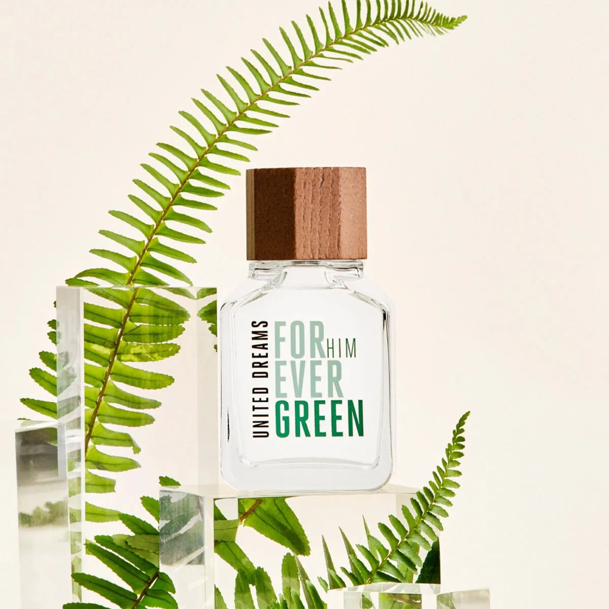Estuche United Colors of Benetton United Forever Green Him EDT / 2 Pc 100 ml; SP 10 ml - 6 - Privé Perfumes Honduras