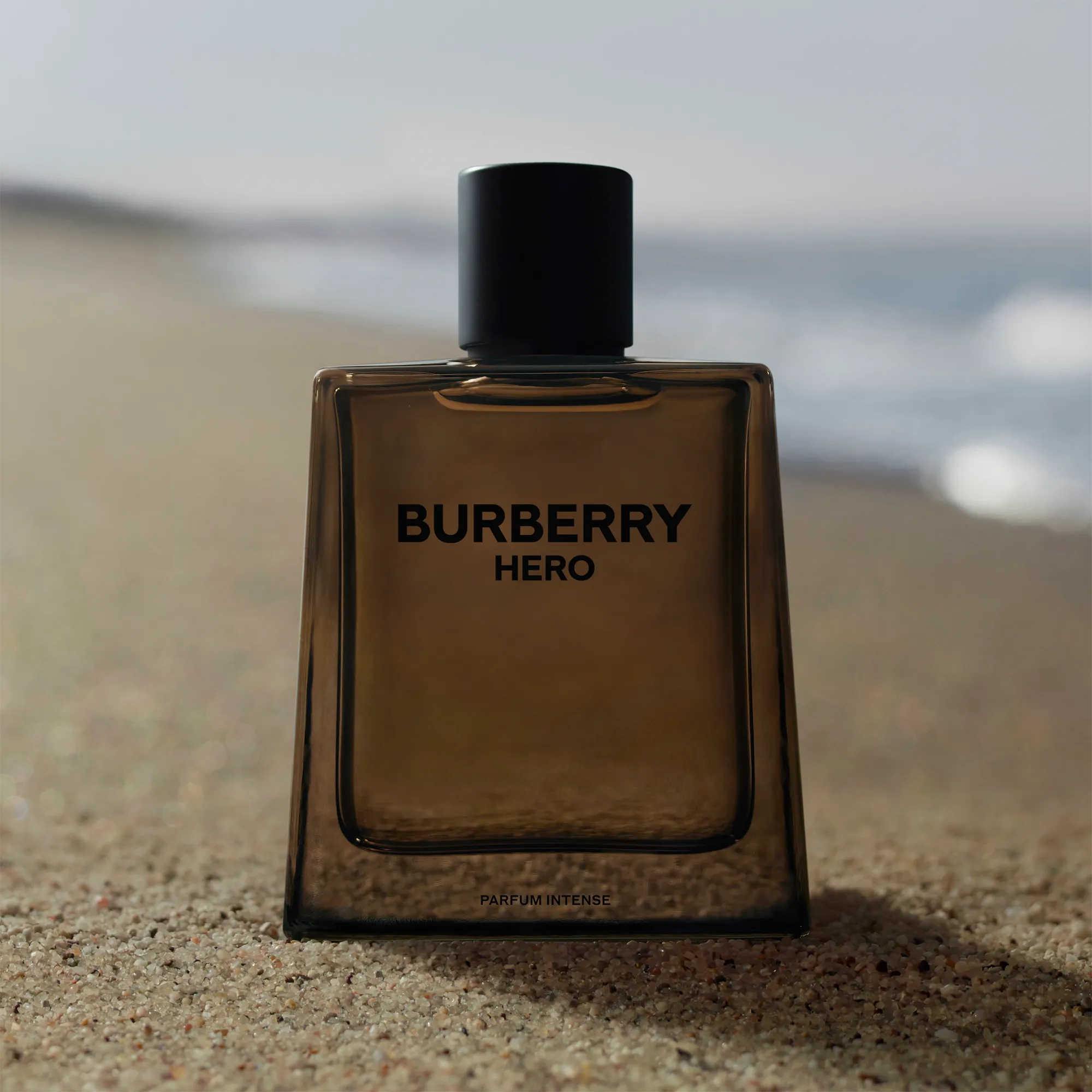 Perfume Burberry Hero Intense Parfum (M) / 50 ml - 4 - Privé Perfumes Honduras