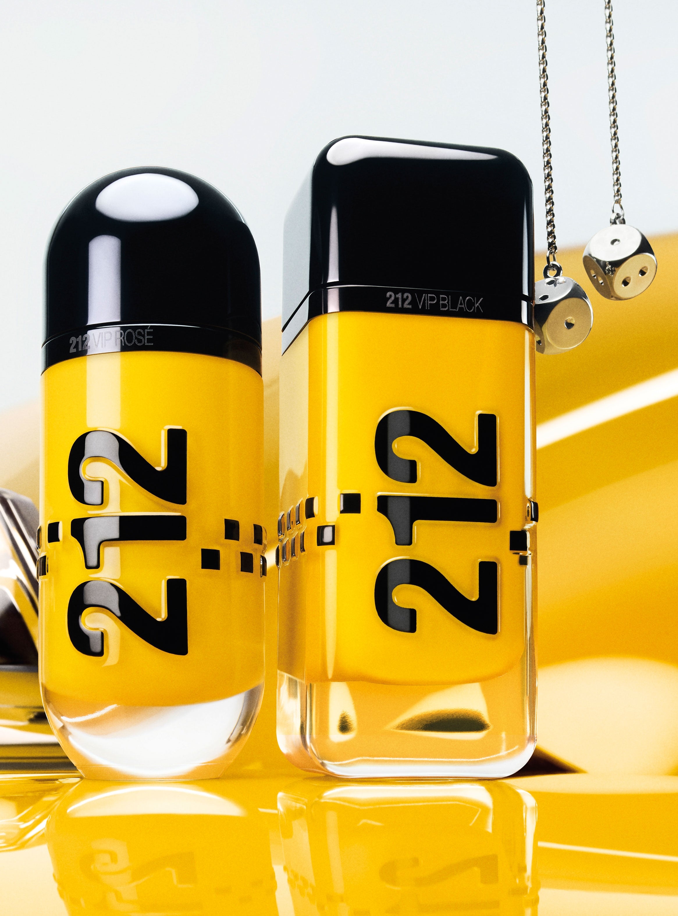 Perfume Carolina Herrera 212 VIP Black Cab EDP (M) / 100 ml - 4 - Privé Perfumes Honduras