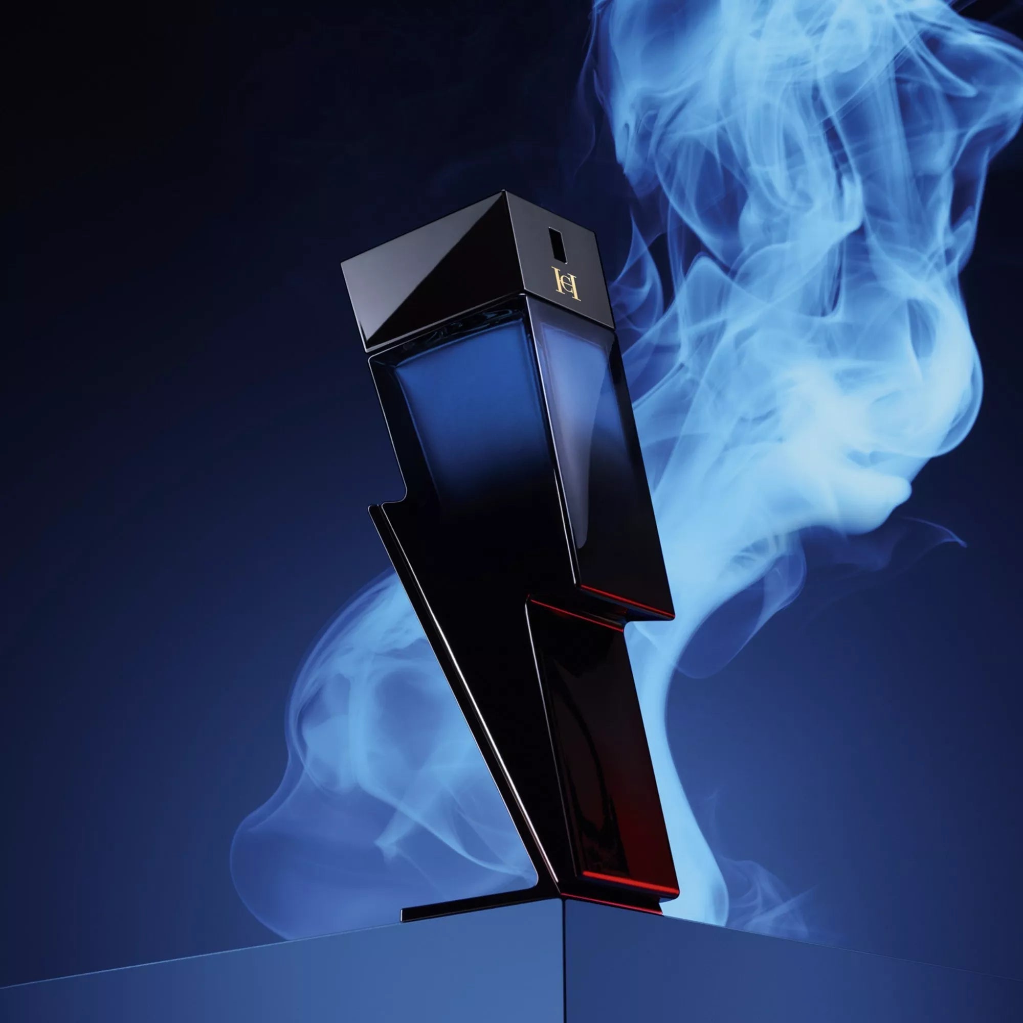 Perfume Carolina Herrera Bad Boy Cobalt Elixir EDP (M) / 50 ml - 4 - Privé Perfumes Honduras