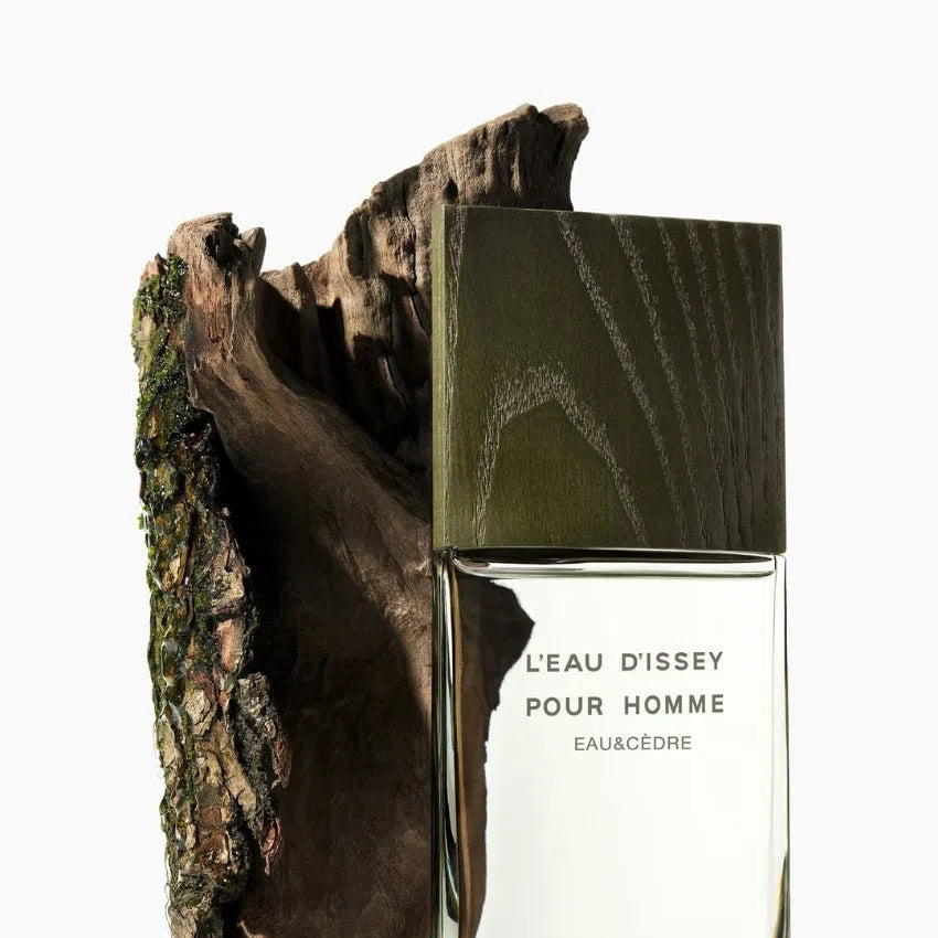 Perfume Issey Miyake L'Eau D'Issey Pour Homme Eau & Cedre EDT (M) / 125 ml - 2 - Privé Perfumes Honduras