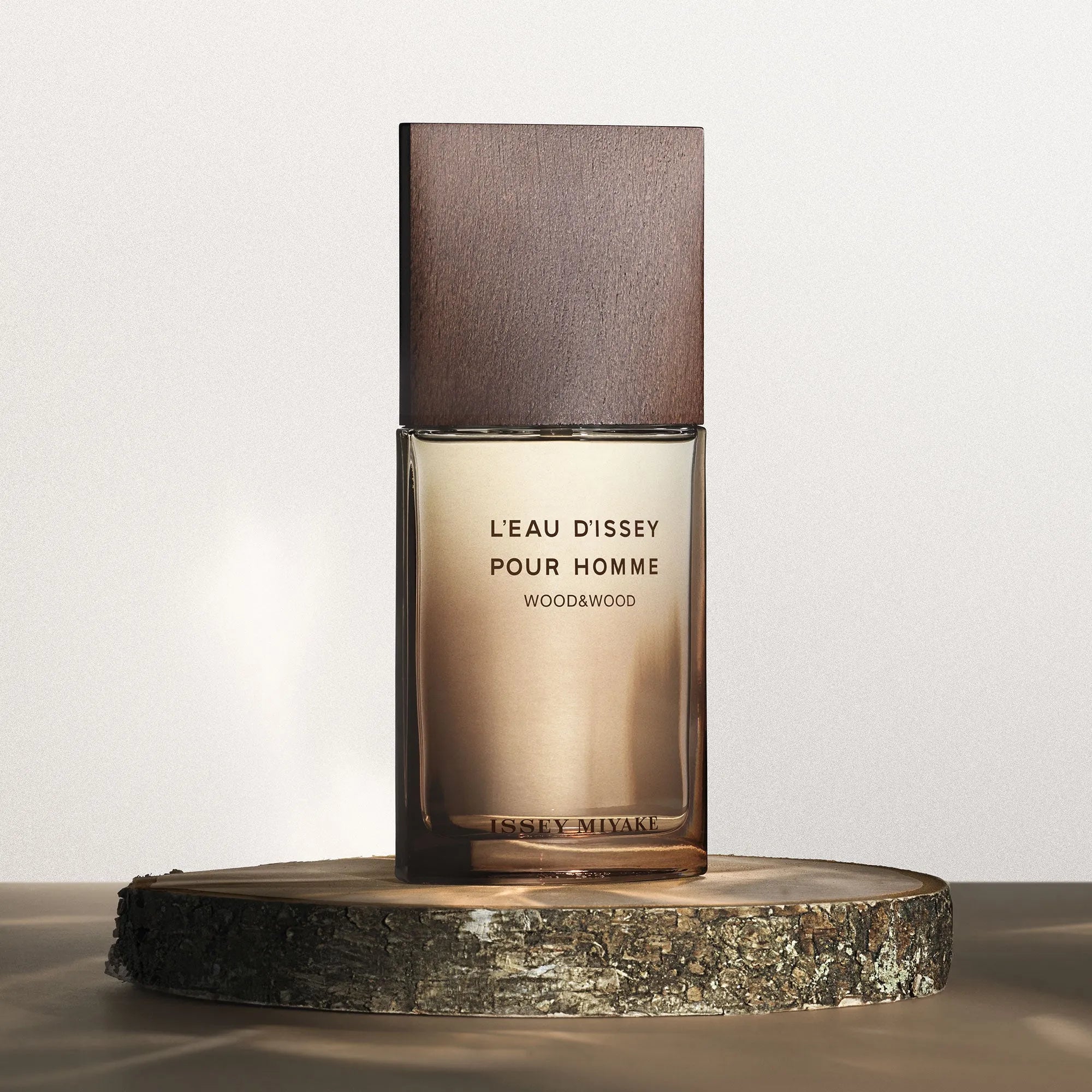 Perfume Issey Miyake L'Eau D'Issey Pour Homme Wood & Wood EDP (M) / 125 ml - 4 - Privé Perfumes Honduras