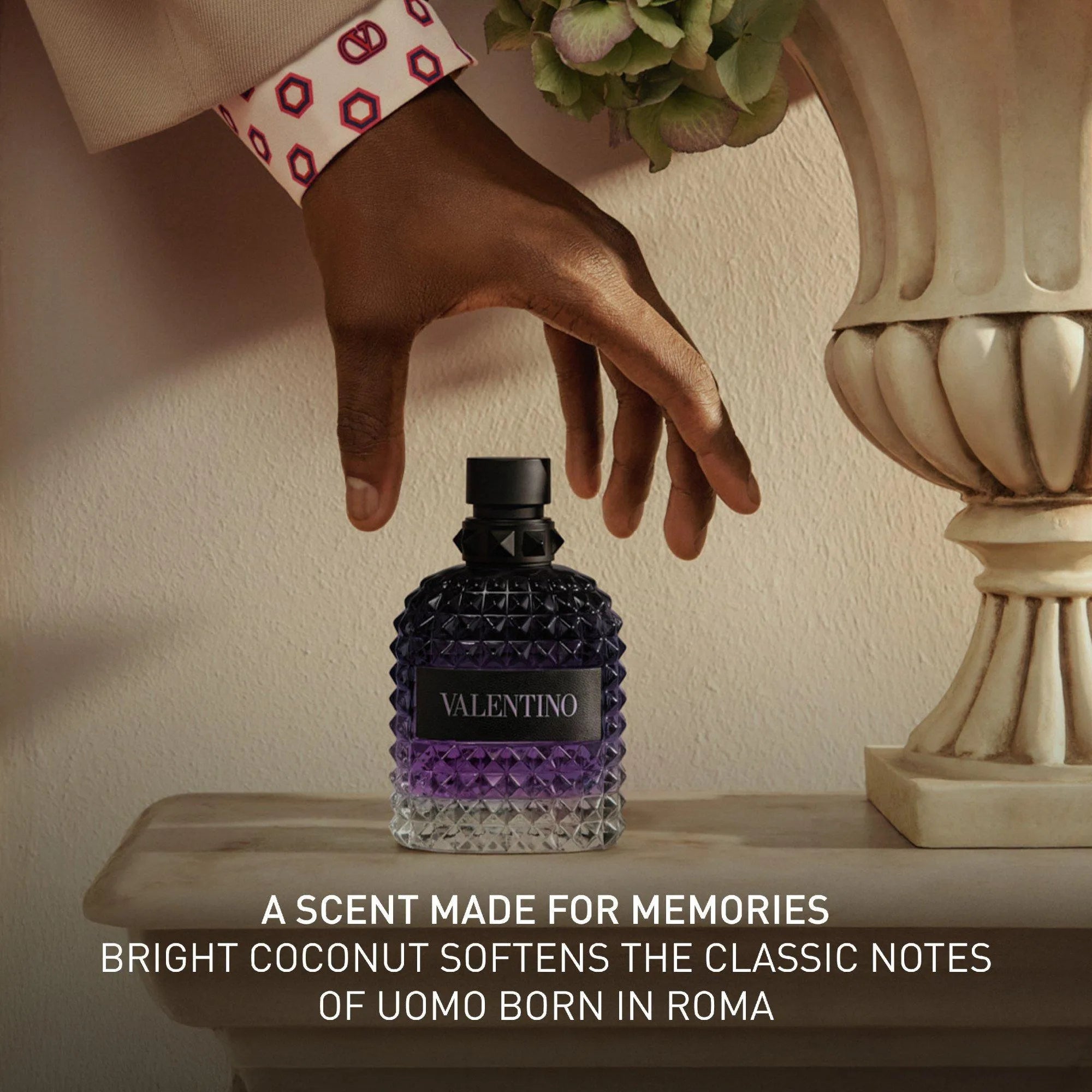 Perfume Valentino Uomo Born in Roma Purple Melancholia EDT (M) / 100 ml - 4 - Privé Perfumes Honduras