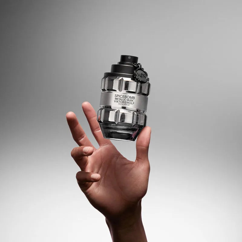 Perfume Viktor & Rolf Spicebomb Metallic Musk EDP (M) / 90 ml - 5 - Privé Perfumes Honduras