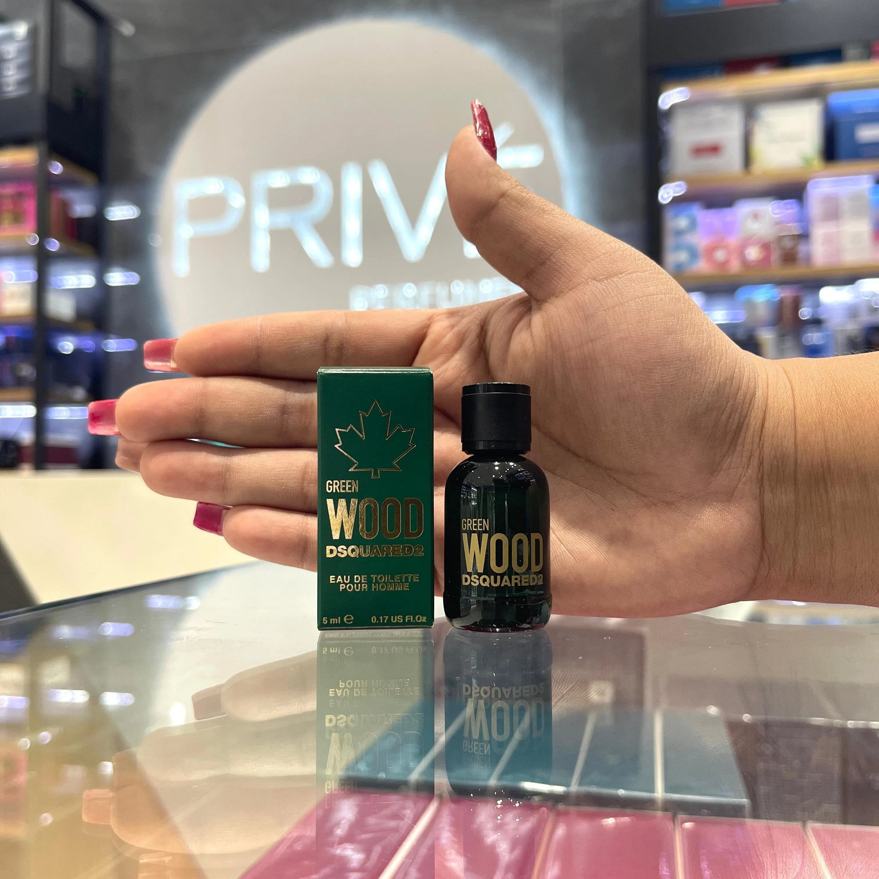 Perfumes Mini Dsquared2 Green Wood Mini EDT (M) / 5 ml - 2 - Privé Perfumes Honduras