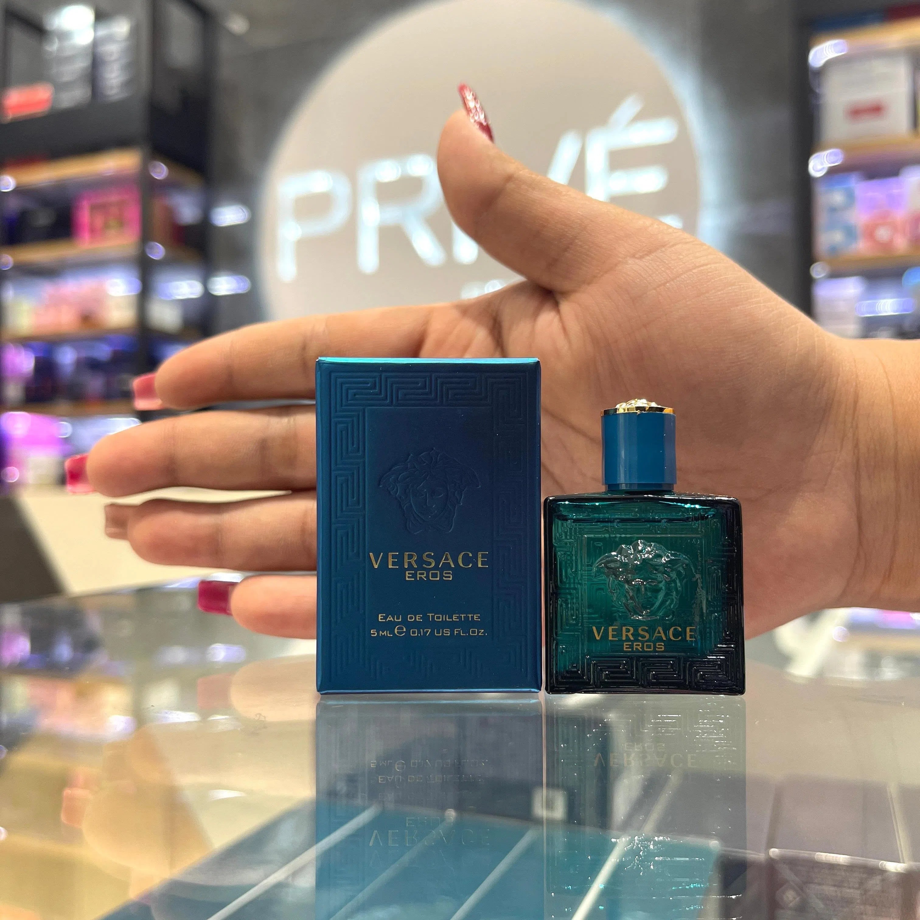 Perfumes Mini Versace Eros Mini EDT (M) / 5 ml - 2 - Privé Perfumes Honduras