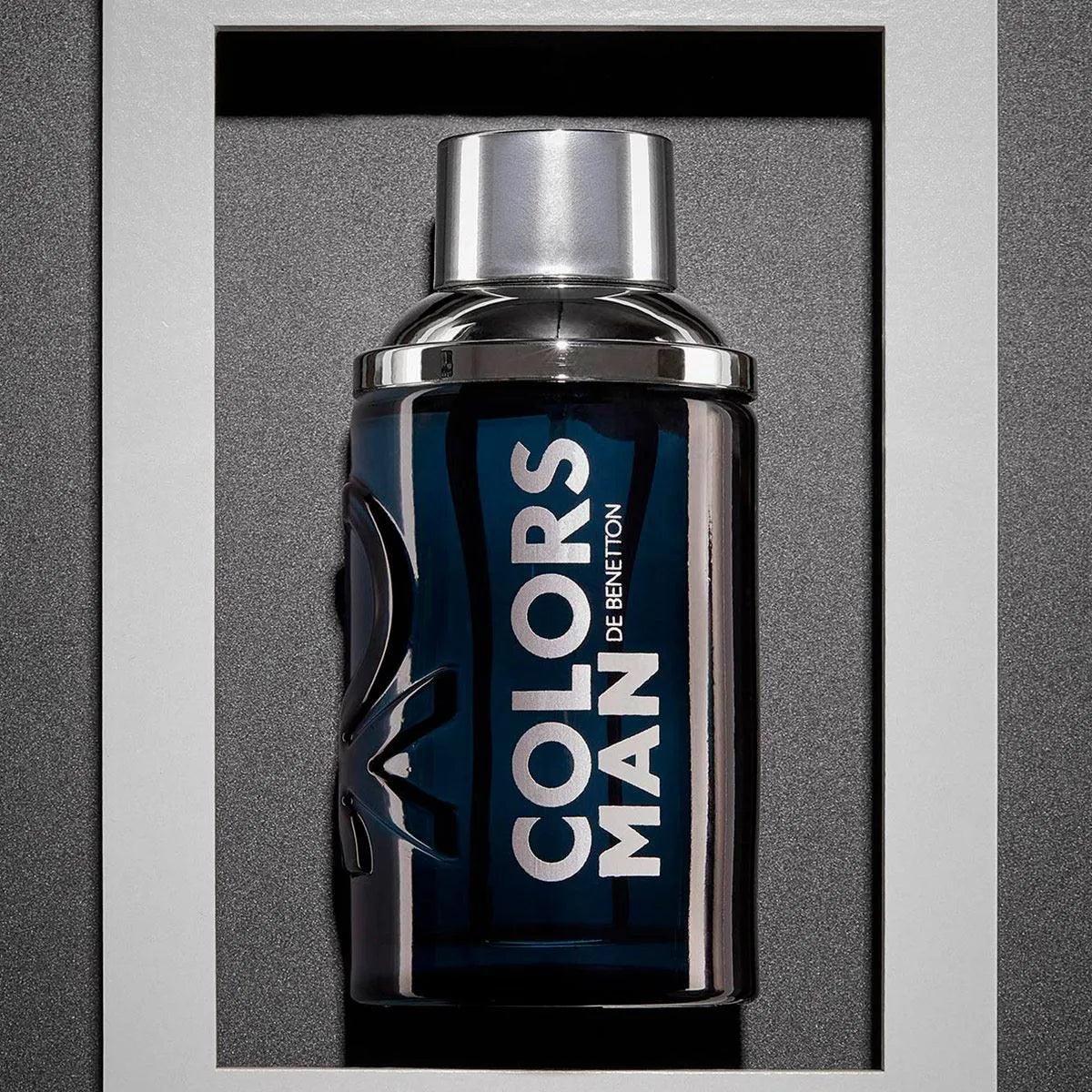 Estuche United Colors of Benetton Man Black EDT (M) / 2 Pc SP 100 ml; DEO 150 ml - 5 - Privé Perfumes Honduras