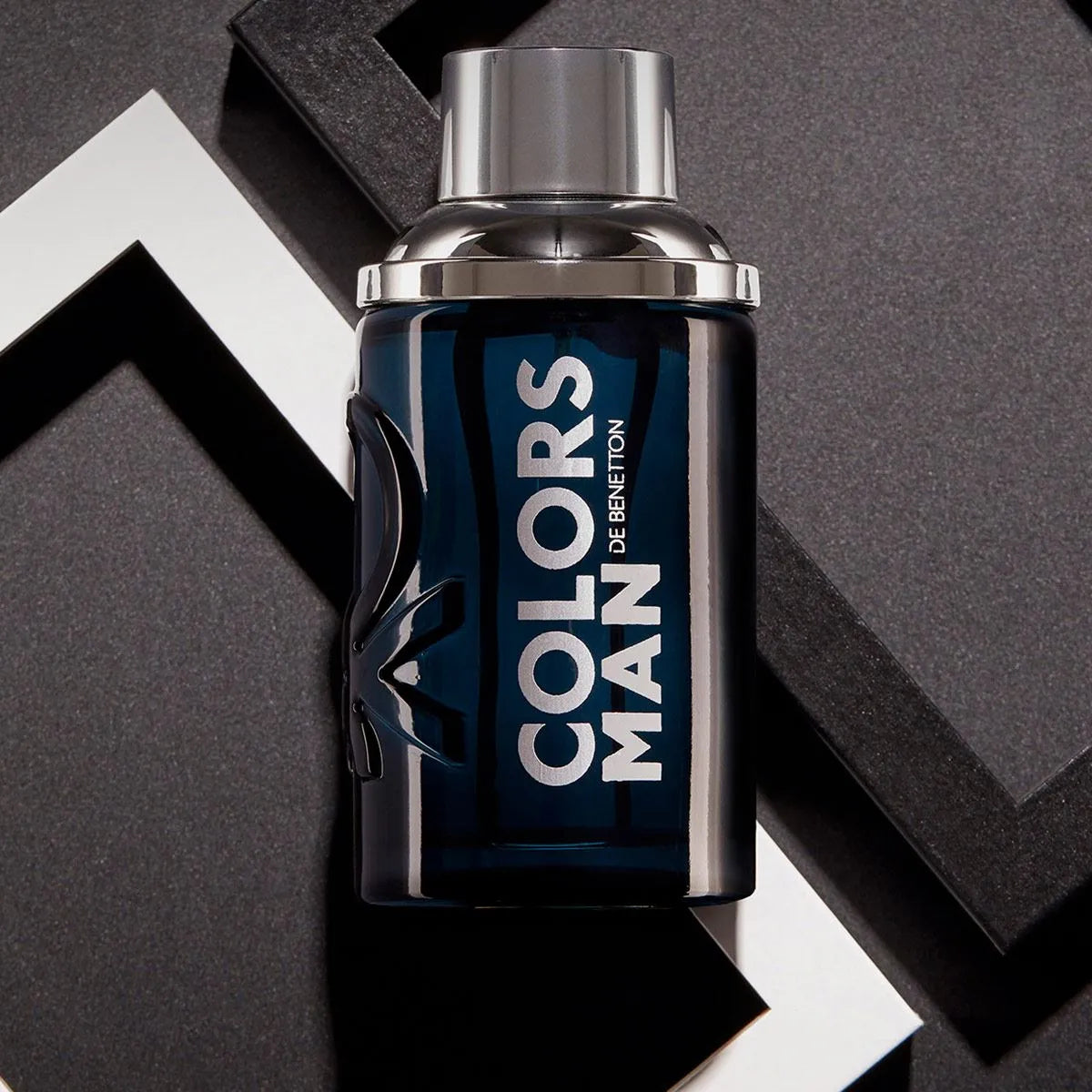 Estuche United Colors of Benetton Man Black EDT (M) / 2 Pc SP 100 ml; DEO 150 ml - 6 - Privé Perfumes Honduras