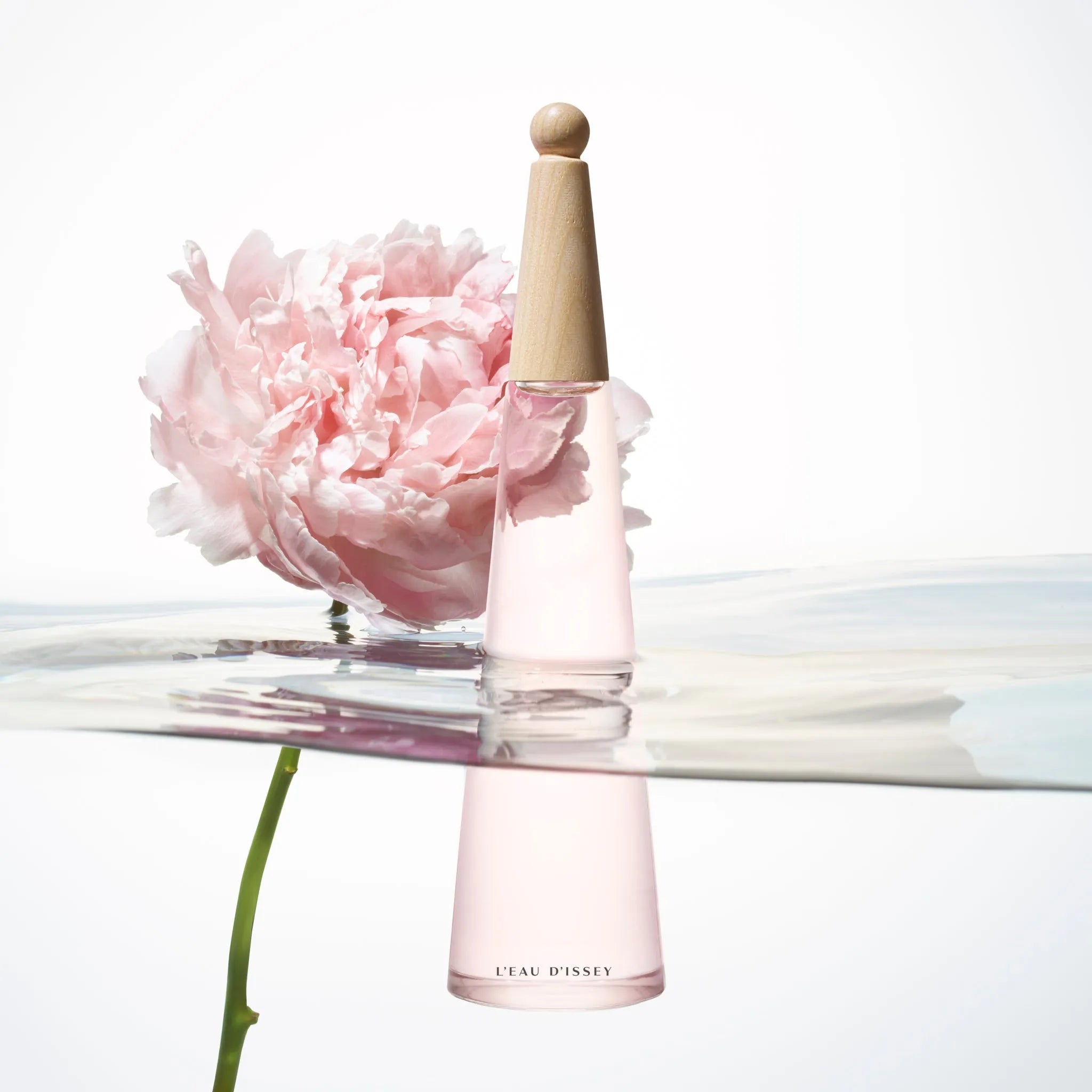 Perfume Issey Miyake L'Eau D'Issey Pivoine Peony EDT (W) / 50 ml - 6 - Privé Perfumes Honduras
