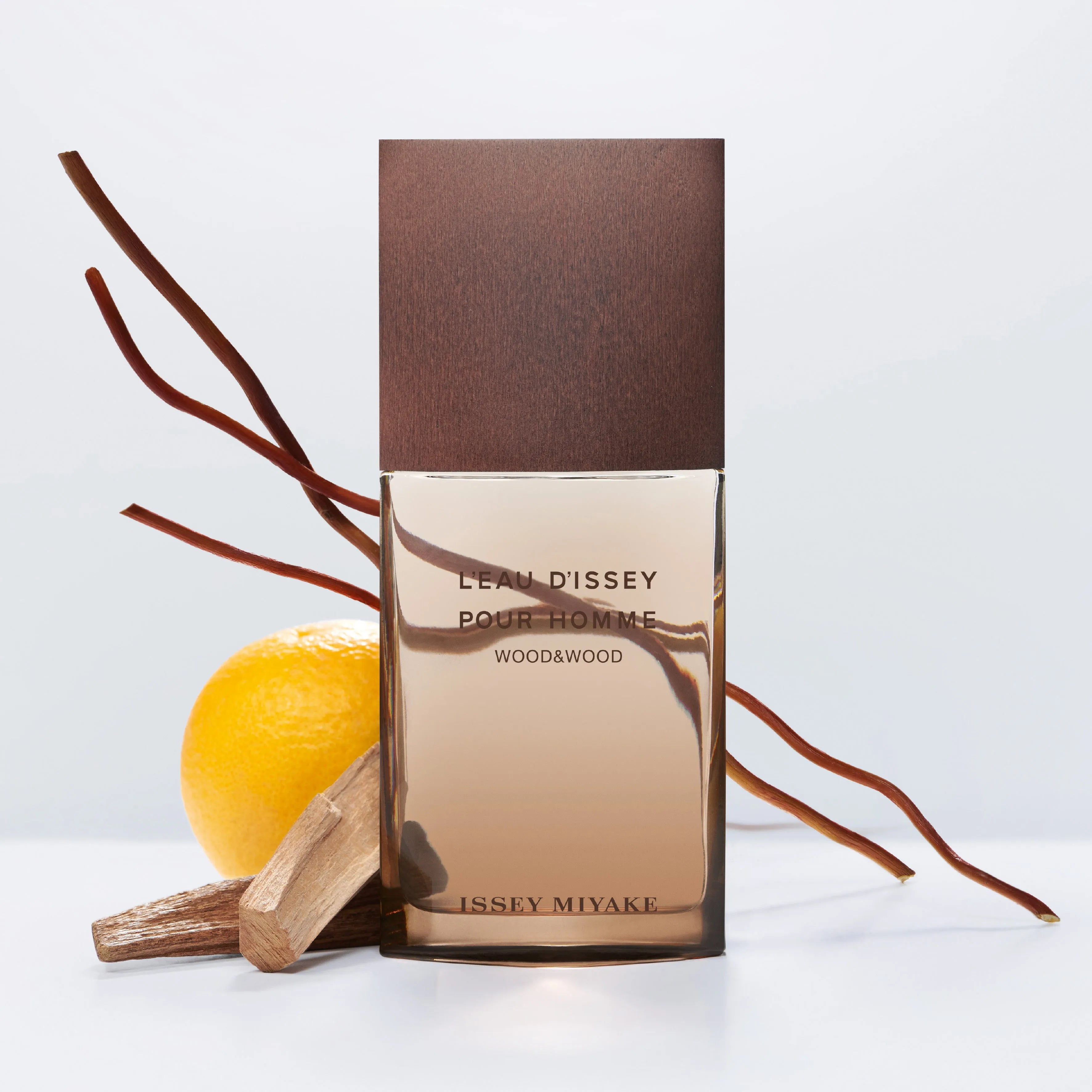 Perfume Issey Miyake L'Eau D'Issey Pour Homme Wood & Wood EDP (M) / 125 ml - 3 - Privé Perfumes Honduras