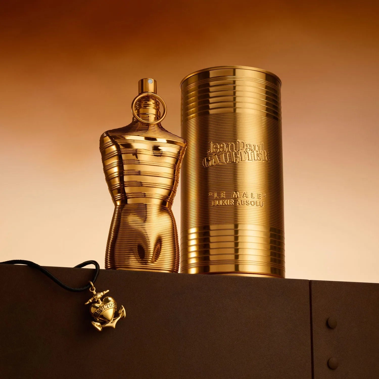 Perfume Jean Paul Gaultier Le Male Elixir Absolu Parfum (M) / 75 ml - 4 - Privé Perfumes Honduras