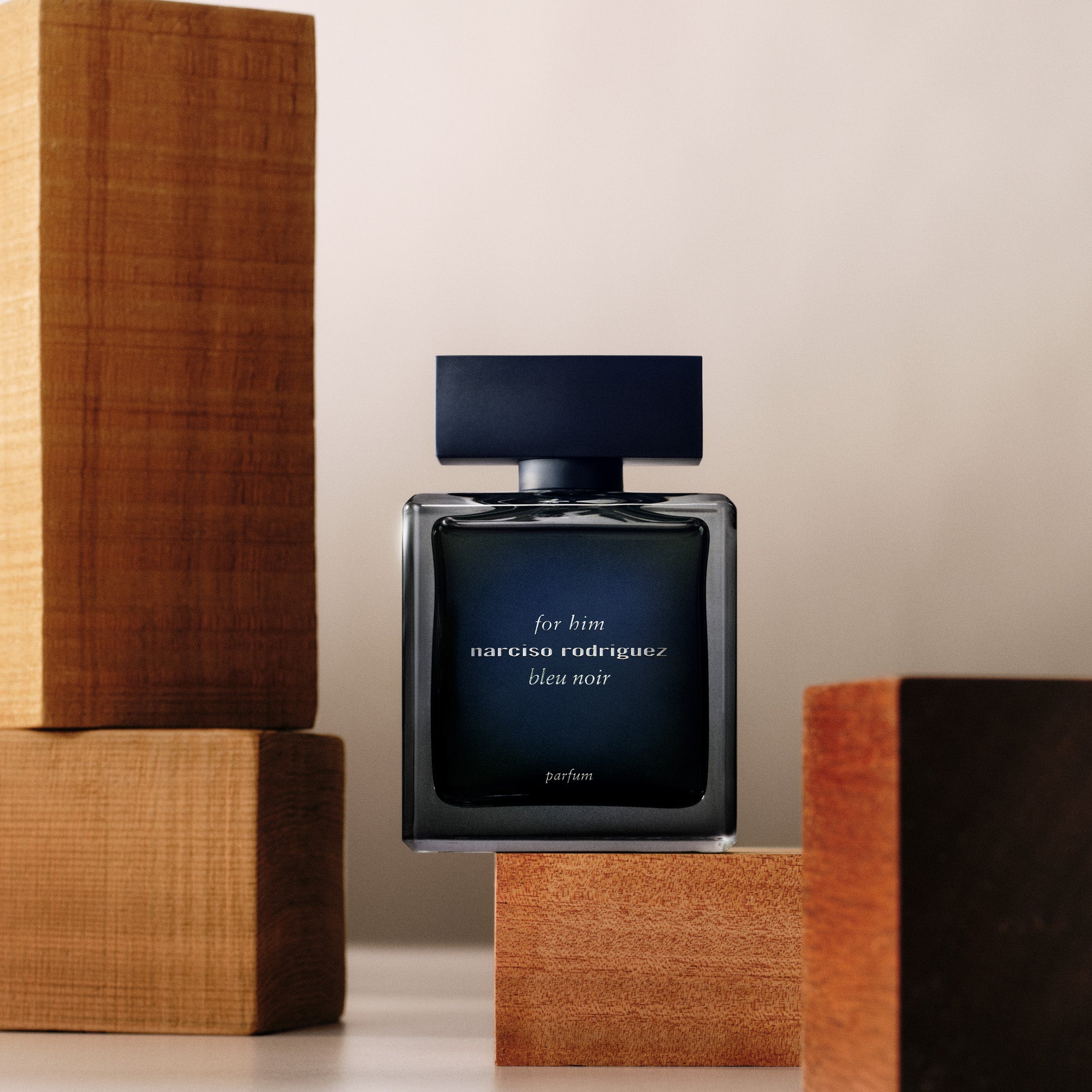 Perfume Narciso Rodriguez Bleu Noir Parfum (M) / 50 ml - 5 - Privé Perfumes Honduras