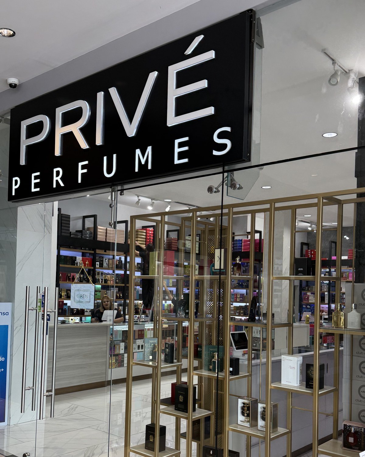 Tienda Privé Perfumes en Plaza Paseo Próceres, San Pedro Sula